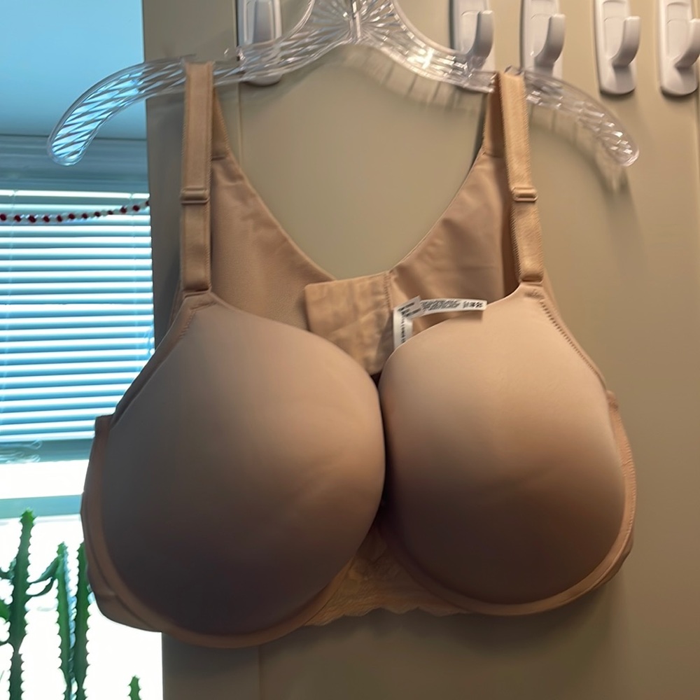 Torrid size 44DD underwire bra